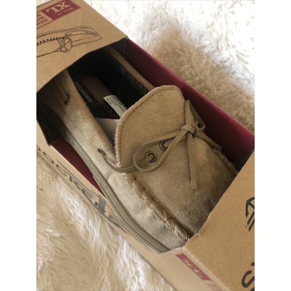 Dockers Microsuede Moccasin Slippers, Rubber Sole Tan Men’s Size 13 New In Box - Picture 2 of 8